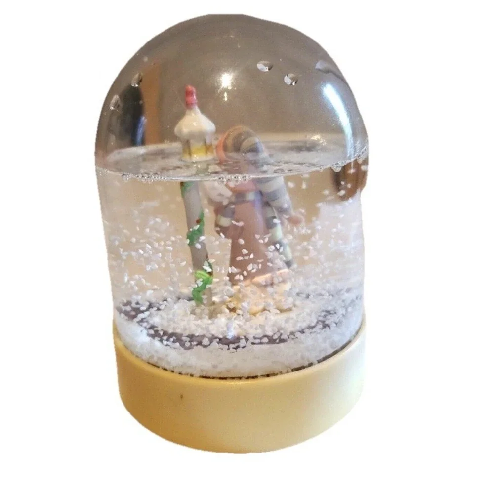 Precious Moments 1983 Joy To The World Water Dome‎ E-8767 Size 4.5